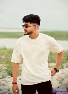 Ayaan - Male escort in New Delhi Photo 1 of 1