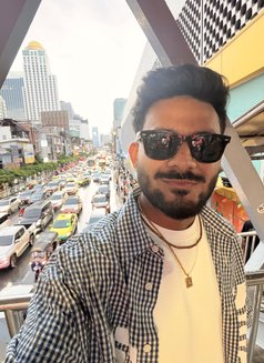 Ayaan Khan - Male escort in Mumbai Photo 1 of 6