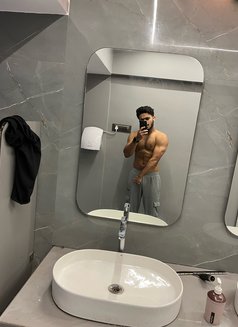 Ayaan Khan - Male escort in Mumbai Photo 5 of 6