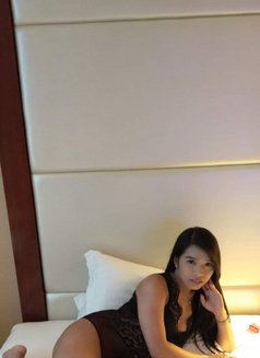 Ayah - Masajista in Makati City Photo 1 of 9