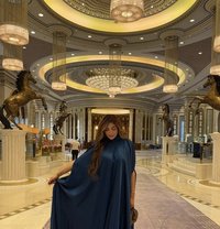 Ayah - puta in Doha Photo 6 of 10