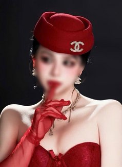 Ayami - escort in Hanoi Photo 2 of 5