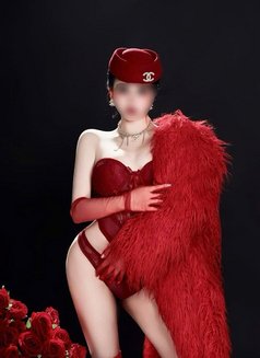 Ayami - escort in Hanoi Photo 3 of 5