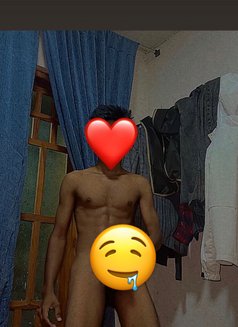 Ayan 9 Inches Boy - Male escort in Colombo Photo 3 of 4