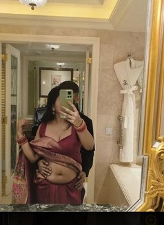 Theesome Boy Raja - Male escort in New Delhi Photo 3 of 4