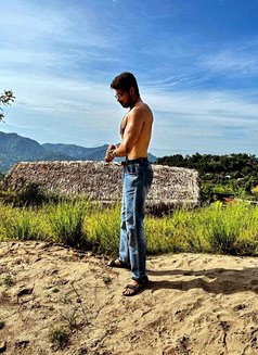 Ayan D - Male escort in Kolkata Photo 15 of 20