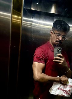 Ayan D - Male escort in Kolkata Photo 18 of 20