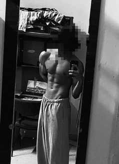 Ayan Hot Boy - Male escort in Paris Photo 4 of 5