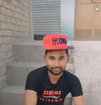 Ayan - masseur in Mumbai