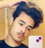 Ayan Khan - Acompañantes masculino in New Delhi Photo 1 of 7