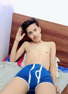 Ayan Khan - Acompañantes masculino in New Delhi Photo 3 of 7