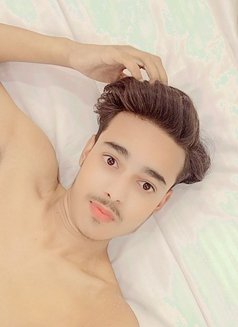 Ayan Khan - Acompañantes masculino in New Delhi Photo 4 of 7