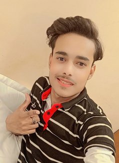 Ayan Khan - Acompañantes masculino in New Delhi Photo 6 of 7