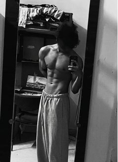 Ayan Ladies Dream Boy - Male escort in Colombo Photo 1 of 4