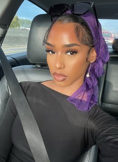 Ayan - escort in Muscat Photo 3 of 4