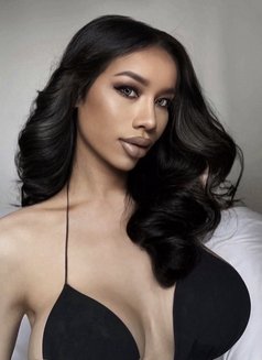 Ayana, both bigboob bigcock just arrived - Transsexual escort in Bangkok Photo 7 of 21