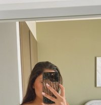 Aydan - escort in Riyadh Photo 1 of 6