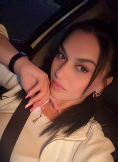 Aydan - escort in Baku Photo 4 of 8