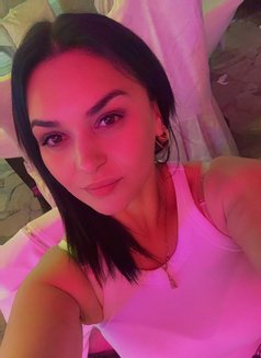 Aydan - escort in Baku Photo 5 of 8