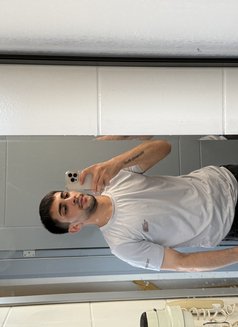 Aydın - Male escort in İstanbul Photo 2 of 7