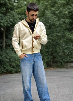 Aydın - Male escort in İstanbul Photo 3 of 7