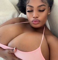 Ayellen - escort in Erbil