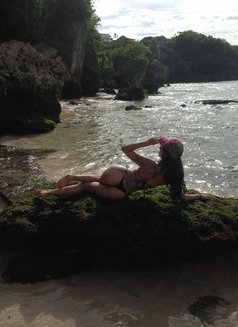 Ayesha Boo - escort in Dubai Photo 5 of 11