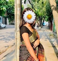 Ayesha (Cam N Real Meet) - escort in Noida