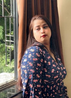 Ayesha Cam & Real Meet Escort - escort in New Delhi Photo 5 of 5