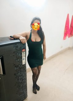 Ayesha, Delhi Young Independent Girl - escort in New Delhi Photo 2 of 2
