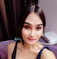 Ayesha - puta in Hyderabad Photo 3 of 3