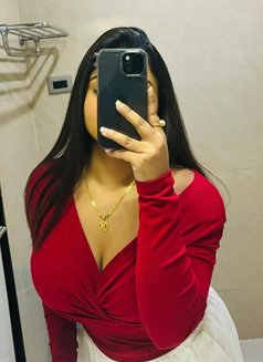 Ayesha - escort in Kolkata Photo 1 of 3