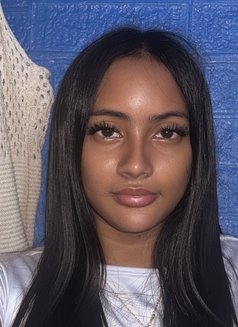 Ayesha - escort in Abu Dhabi Photo 6 of 11