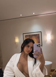 Ayesha - escort in Dubai Photo 1 of 8