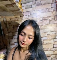 Ayesha - puta in Manila