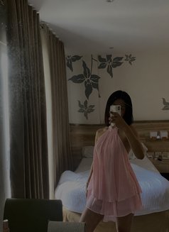 Ayesha - Transsexual escort in Manila Photo 2 of 4