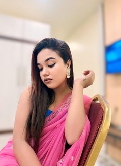 Ayesha - puta in Bangalore Photo 6 of 9