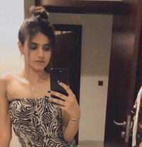 Ayesha College Student - puta in Gurgaon