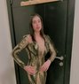 Ayesha Indian - puta in Dubai Photo 1 of 4