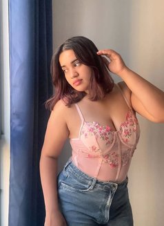 Ayesha (Meeting & Cam Session) Available - escort in Navi Mumbai Photo 4 of 5