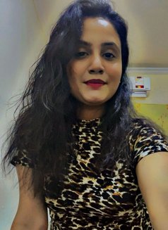 Ayesha Mumbai Model - escort in Al Manama Photo 5 of 6