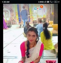 Ayesha Roy - Transsexual escort in Hyderabad Photo 2 of 3