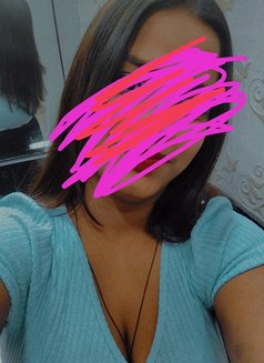 Ayesha Sachdev - escort in New Delhi Photo 5 of 5