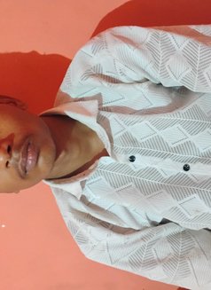 Ayesha Shinde Cash Pay - Male escort in Chandigarh Photo 1 of 5
