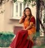 Ayesha Tamil Actress GFE in Dubai - escort in Dubai Photo 14 of 26