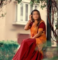 Ayesha Tamil Actress GFE in Dubai - escort in Dubai