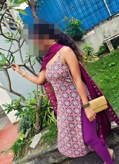 Ayesha Tamil Actress GFE in Dubai - escort in Dubai Photo 16 of 19