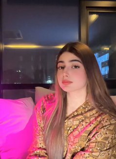 Ayesha Vip Model - puta in Al Manama Photo 1 of 5