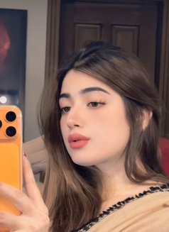 Ayesha Vip Model - puta in Al Manama Photo 3 of 5