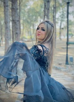 Ayesha Vip Model - escort in Dubai Photo 5 of 7